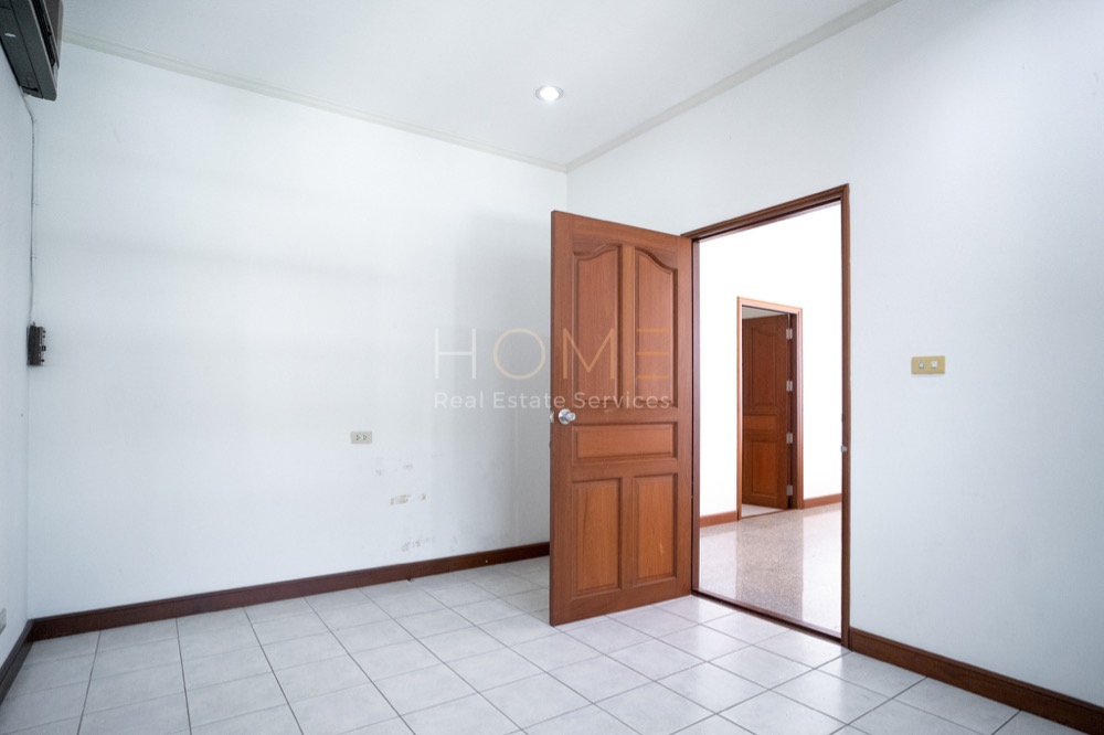 ส่วนลดหลักล้าน 🔥 บ้านเดี่ยว หมู่บ้าน กฤษดานคร 21 / 4 ห้องนอน (ขาย), Kristada Nakhon 21 Village / House 4 Bedroom (FOR SALE) TP233