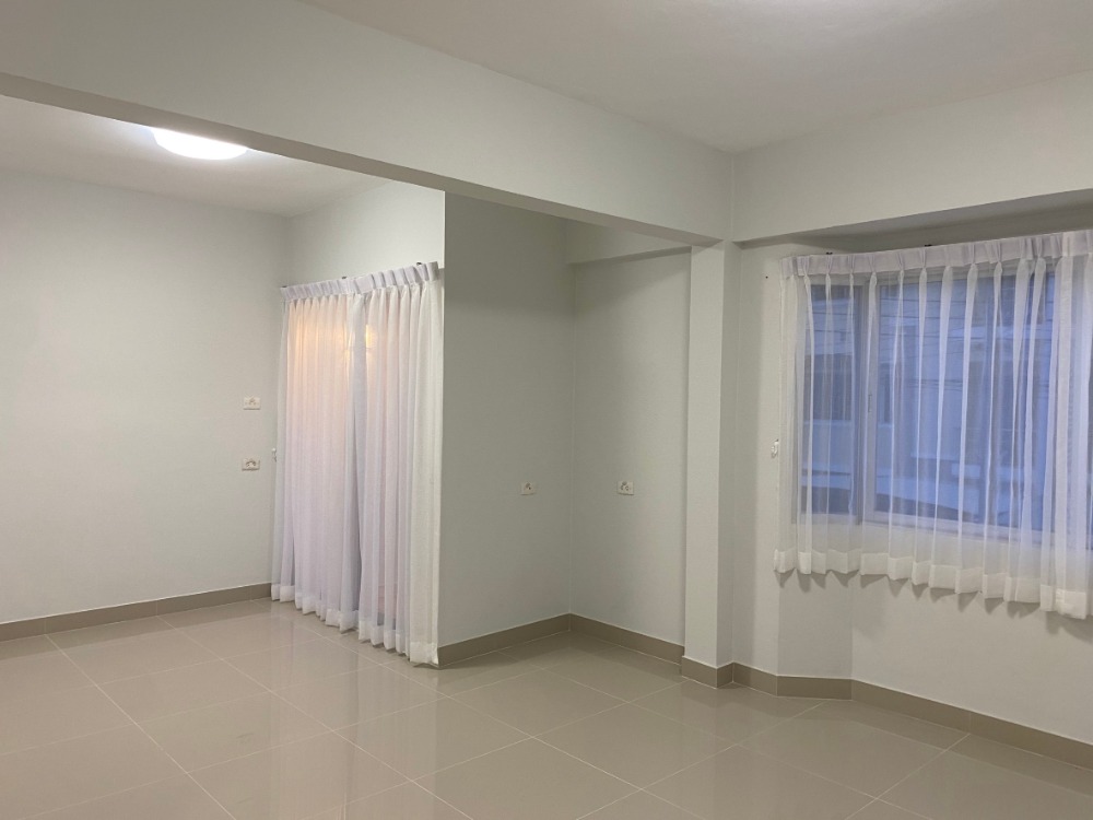 ทาวน์เฮ้าส์ ศุภาลัย วิลล์ เอกมัย - รามอินทรา / 3 ห้องนอน (ขาย), Supalai Ville Ekkamai - Ramindra / Townhome 3 Bedrooms (FOR SALE) RUK273