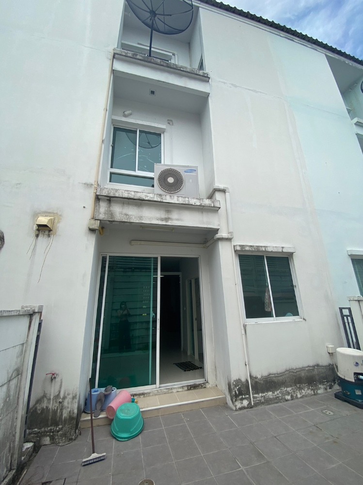 บ้านกลางเมือง ลาดพร้าว 87 / 3 ห้องนอน (ขาย), Baan Klang Muang Ladprao 87 / 3 Bedrooms (SALE) RUK334