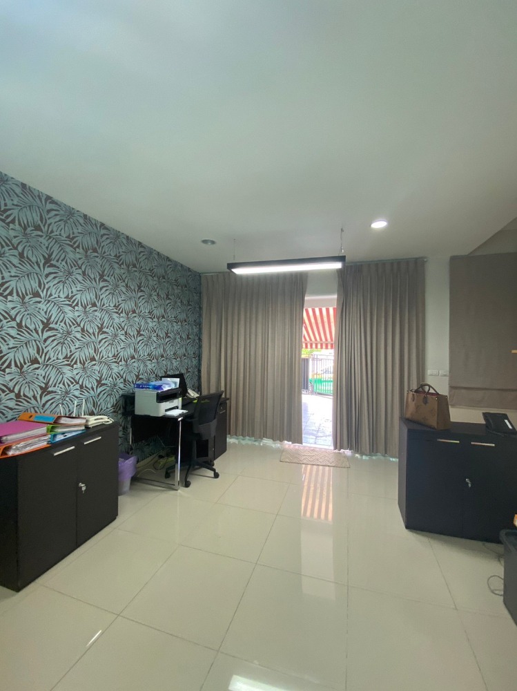 บ้านกลางเมือง ลาดพร้าว 87 / 3 ห้องนอน (ขาย), Baan Klang Muang Ladprao 87 / 3 Bedrooms (SALE) RUK334