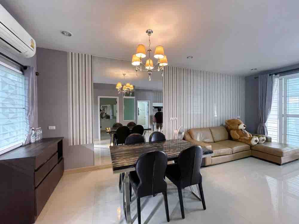 ทาวน์โฮม กัสโต้ แกรนด์ รามคำแหง / 5 ห้องนอน (ขาย), Gusto Grand Ramkhamhaeng / Townhome 5 Bedrooms (FOR SALE) COF149