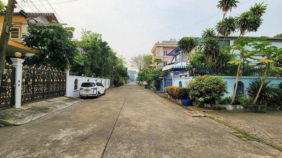 บ้านเดี่ยว หมู่บ้านศิริวัฒนา / 5 ห้องนอน (ขาย), Siriwattana Village / Detached House 5 Bedrooms (FOR SALE) NUB473