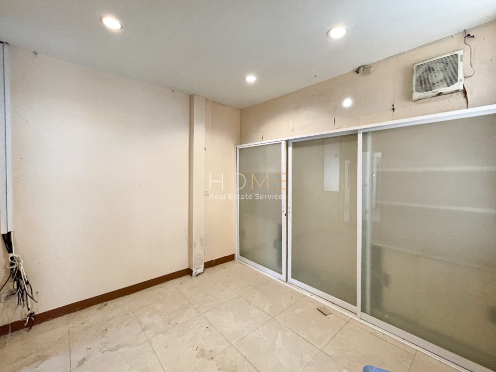 บ้านเดี่ยว หมู่บ้านรัชดานิเวศน์ ซอย 11 / 2 ห้องนอน (ขาย), Ratchada Niwet Village Soi 11 / Detached House 2 Bedrooms (FOR SALE) NUB480