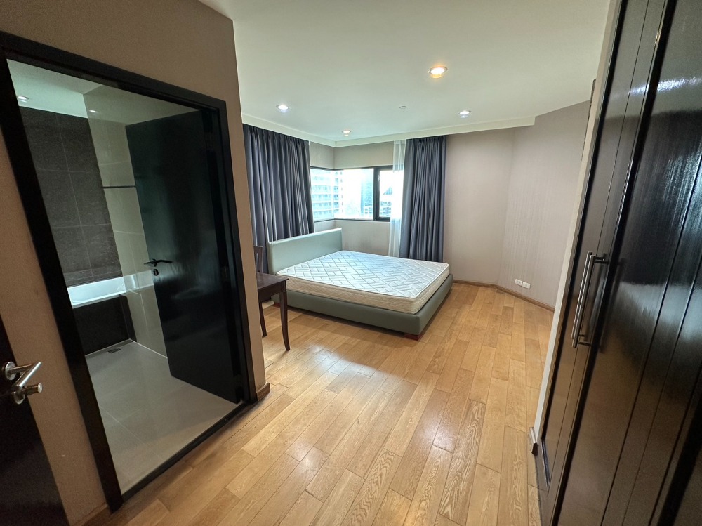 Sathorn Garden / 2 Bedrooms (FOR SALE), สาทร การ์เด้น / 2 ห้องนอน (ขาย) NUT642