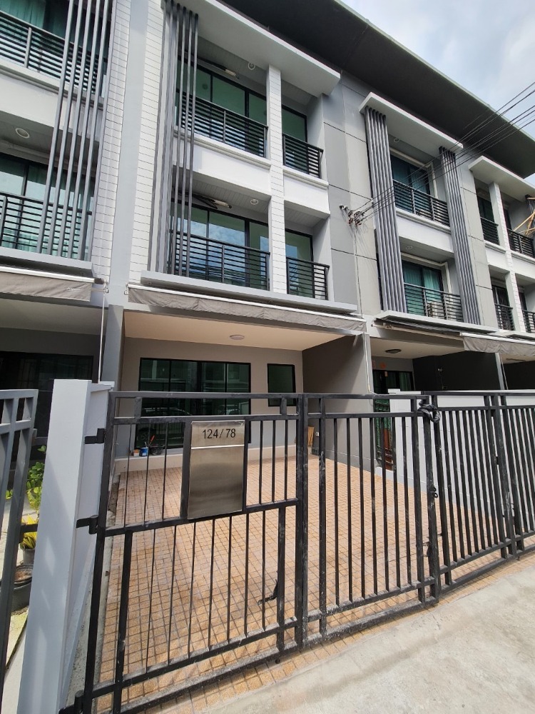 ทาวน์โฮม บ้านกลางเมือง พระราม 2 - พุทธบูชา / 3 ห้องนอน (ขาย), Baan Klang Muang Rama2 - Buddhabucha / Townhome 3 Bedrooms (FOR SALE) PUP049