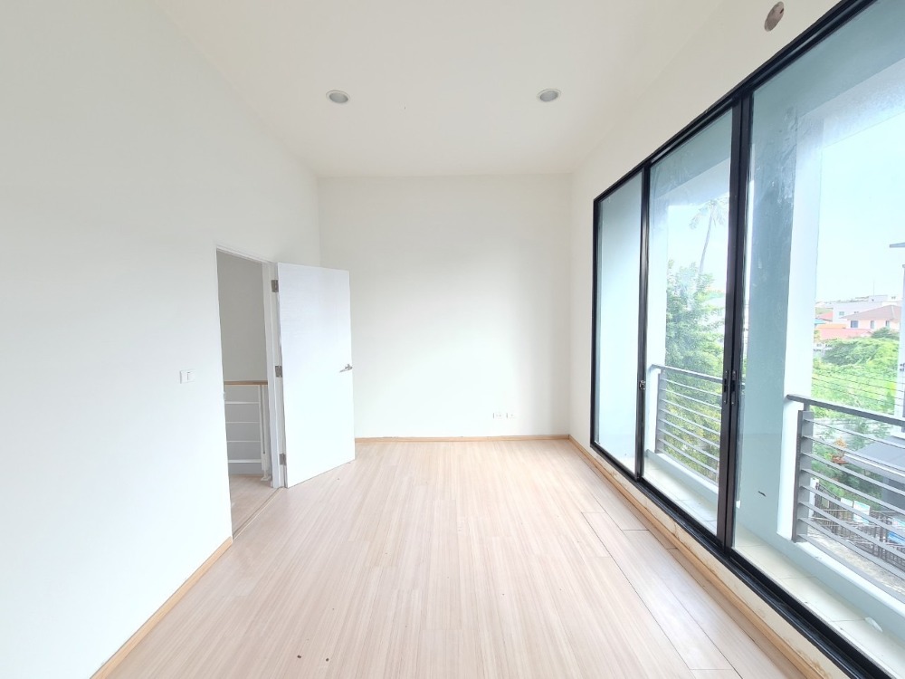 ทาวน์โฮม บ้านกลางเมือง พระราม 2 - พุทธบูชา / 3 ห้องนอน (ขาย), Baan Klang Muang Rama2 - Buddhabucha / Townhome 3 Bedrooms (FOR SALE) PUP049