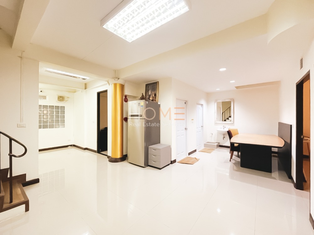 อาคารพาณิชย์ สุขุมวิท 22 / 4 ชั้น (ขาย), Commercial Building Sukhumvit 22 / 4 Storey (FOR SALE) TIK401