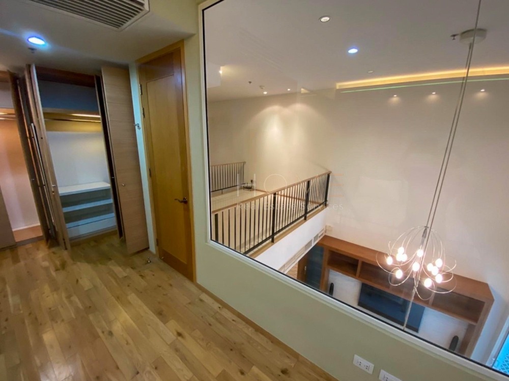 The Empire Place Sathorn / Duplex 2 Bedrooms (FOR SALE), ดิ เอ็มไพร์ เพลส สาทร / ดูเพล็กซ์ 2 ห้องนอน (ขาย) NUT536