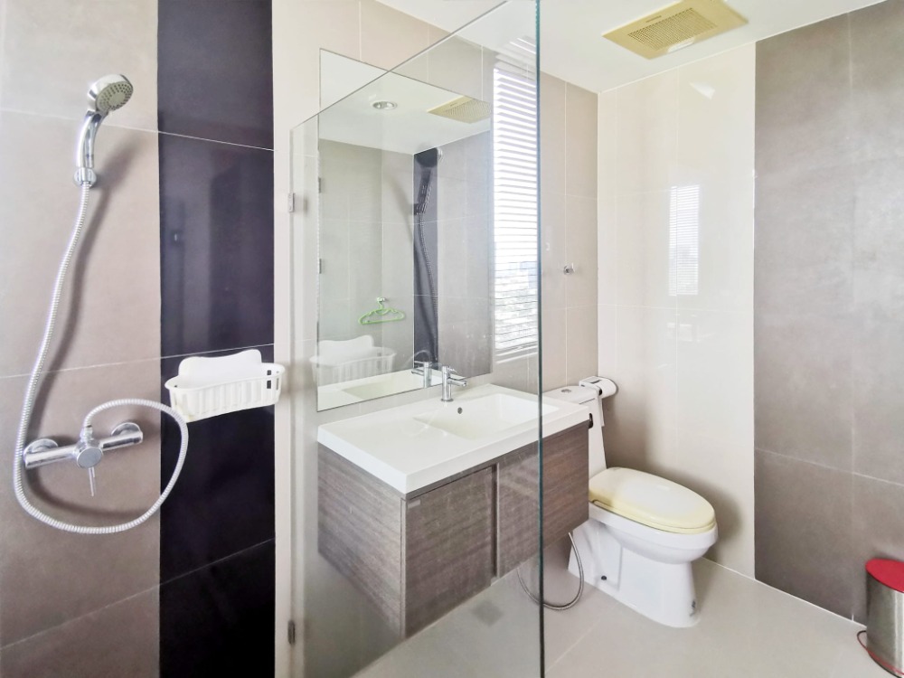 ห้องมุม เห็นวิว 2 ฝั่ง ✨ The Capital Ratchaprarop - Vibha / 2 Bedrooms (SALE WITH TENANT), เดอะ แคปปิตอล ราชปรารภ - วิภา / 2 ห้องนอน (ขายพร้อมผู้เช่า) MOOK038