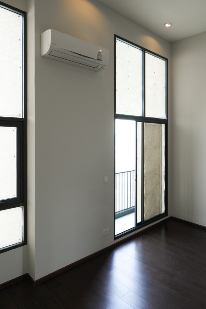 C EKKAMAI / 1 Bed Duplex (SALE), ซี เอกมัย / 1 ห้องนอน (ขาย) HL973