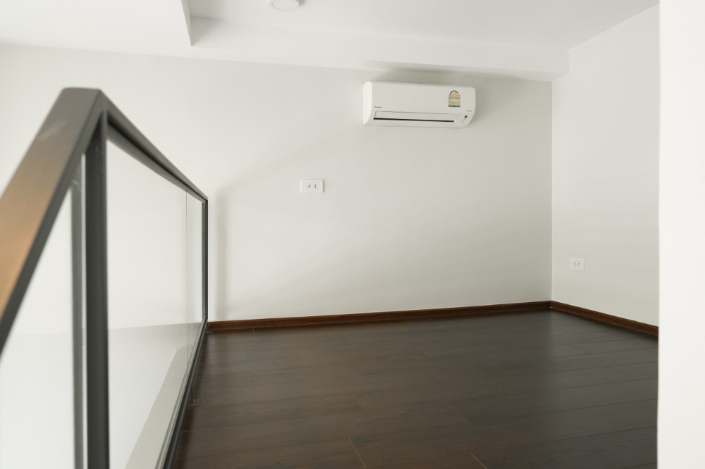 C EKKAMAI / 1 Bed Duplex (SALE), ซี เอกมัย / 1 ห้องนอน (ขาย) HL973