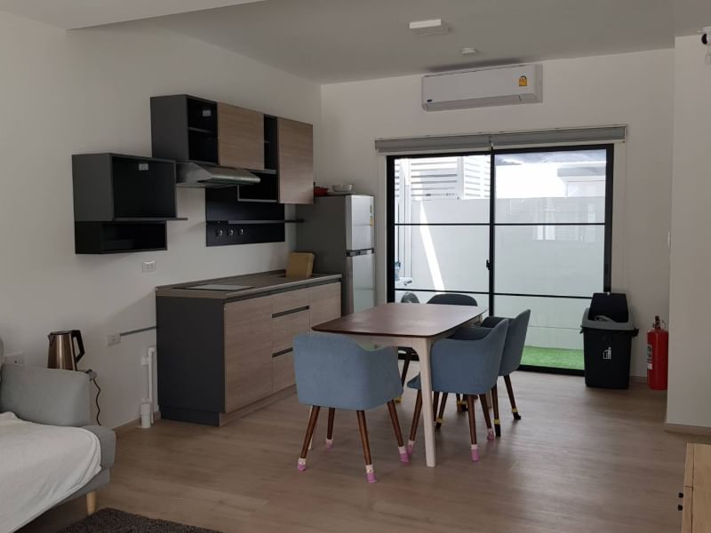 ทาวน์โฮม อินดี้ 5 บางนา กม.7 / 2 ห้องนอน (ขายพร้อมผู้เช่า), Indy 5 Bangna Km.7 / Townhome 2 Bedrooms (SALE WITH TENANT) CJ163