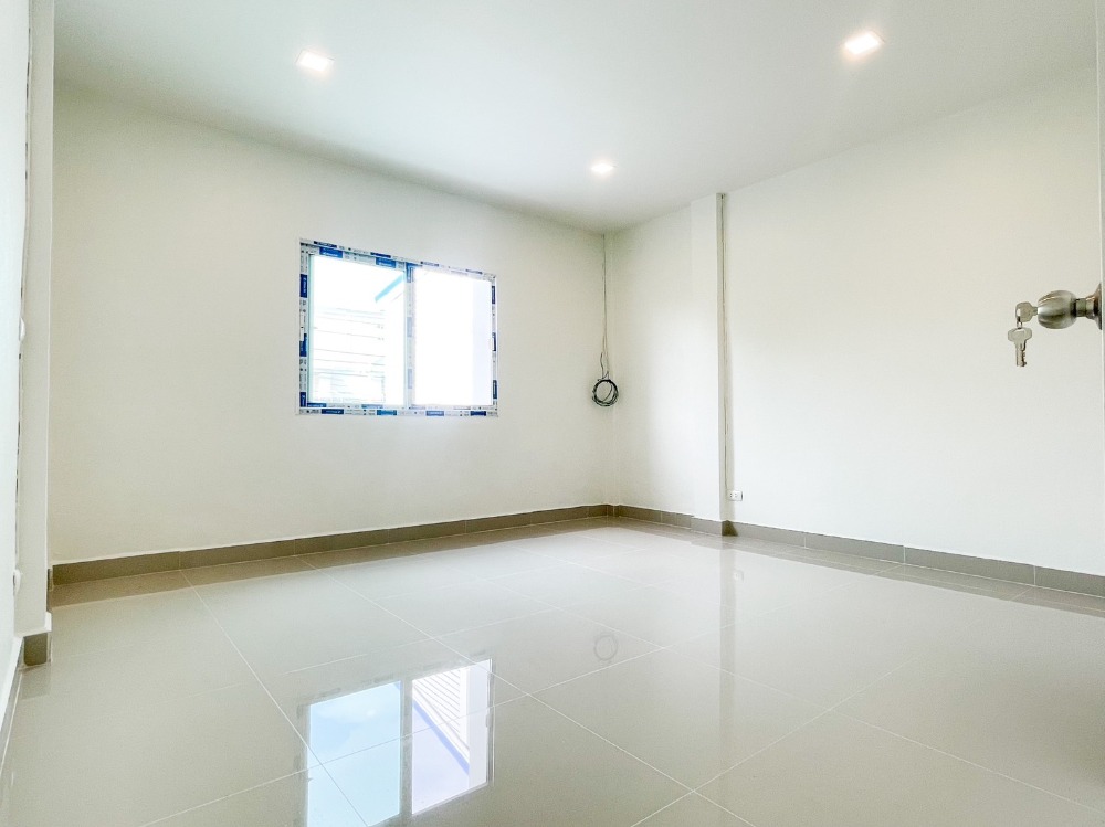 ทาวน์เฮ้าส์ หมู่บ้านดวงแก้ว / 2 ห้องนอน (ขาย), Duang Kaew Village / Townhouse 2 Bedrooms (FOR SALE) GAMET043