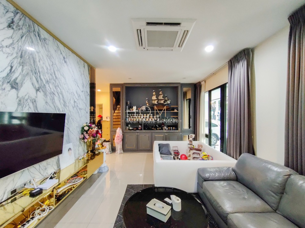 บ้านเดี่ยว บุราสิริ วัชรพล / 5 ห้องนอน (ขาย), Burasiri Watcharapol / Detached House 5 Bedrooms (FOR SALE) TAN425