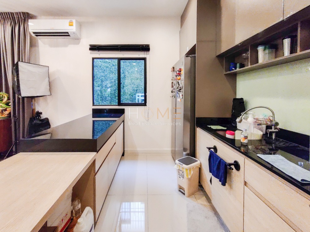 บ้านเดี่ยว บุราสิริ วัชรพล / 5 ห้องนอน (ขาย), Burasiri Watcharapol / Detached House 5 Bedrooms (FOR SALE) TAN425