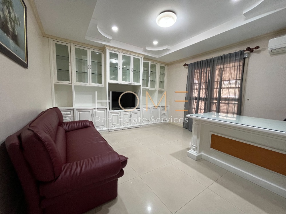 บ้านเดี่ยว โชคชัย 4 ซอย 51 / 6 ห้องนอน (ขาย), Detached House Chokchai 4 Soi 51 / 6 Bedrooms (FOR SALE) RUK506