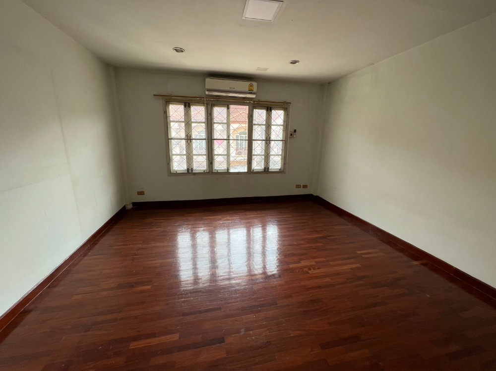 ทาวน์โฮม หมู่บ้านสรานนท์ ปากเกร็ด / 3 ห้องนอน (ขาย), Saranon Housing Pakkred / Townhome 3 Bedrooms (FOR SALE) GAMET133