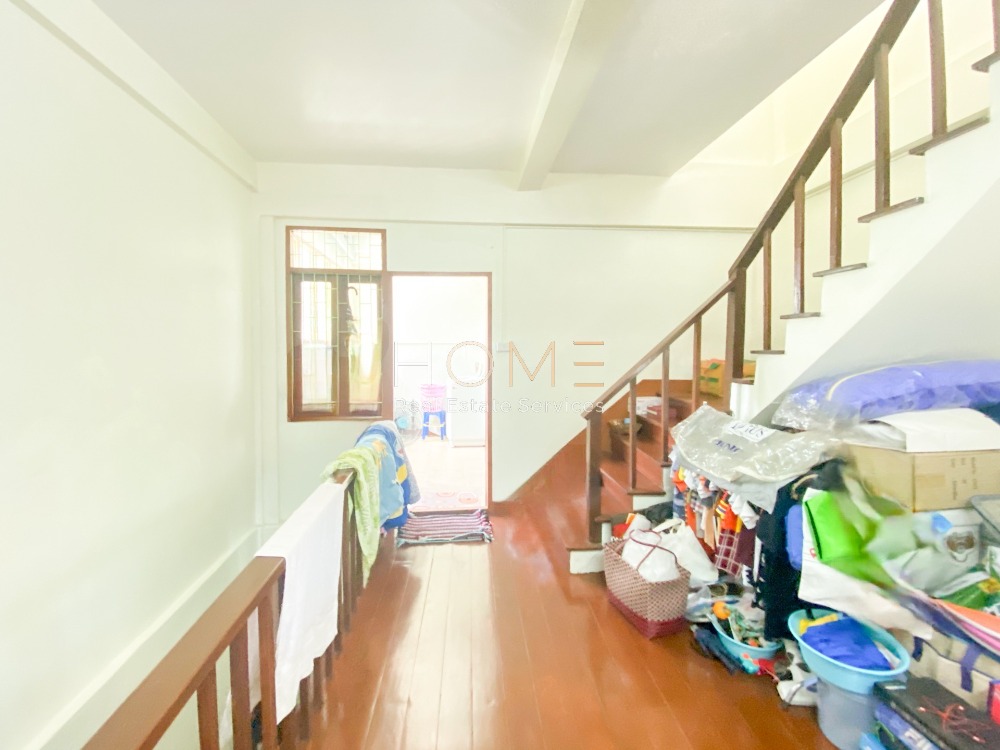 ตึกแถว ซอยอยู่ดี / 2 ห้องนอน (ขาย), Commercial Building Yu Di Alley / 2 Bedrooms (FOR SALE) NUT696