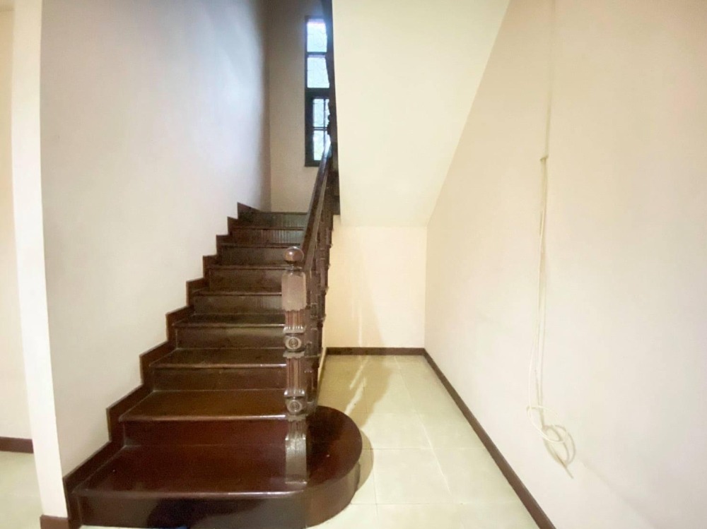 บ้านเดี่ยว ประดิพัทธิ์ซอย 3 / 5 ห้องนอน (ขาย), Detached House Pradipat Soi 3 / 5 Bedrooms (FOR SALE) PLOYW185