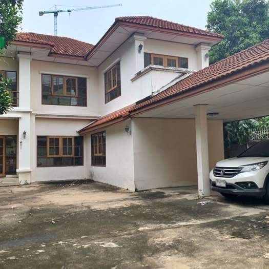 บ้านเดี่ยว ประดิพัทธิ์ซอย 3 / 5 ห้องนอน (ขาย), Detached House Pradipat Soi 3 / 5 Bedrooms (FOR SALE) PLOYW185