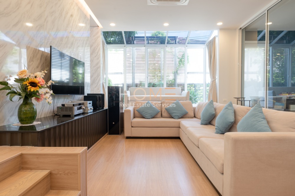 บ้านเดี่ยว หลังใหญ่! ✨ โนเบิล ทารา พัฒนาการ / 3 ห้องนอน (ขาย), Noble Tara Pattanakarn / Detached House 3 Bedrooms (FOR SALE) PALM696