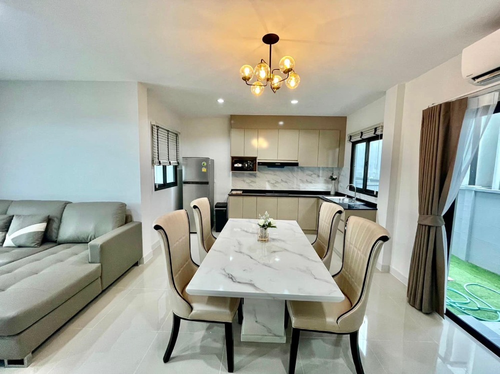 ทาวน์โฮม พลีโน่ สุขุมวิท - บางนา 2 / 3 ห้องนอน (ขาย), Pleno Sukhumvit - Bangna 2 / Townhome 3 Bedrooms (FOR SALE) CJ203