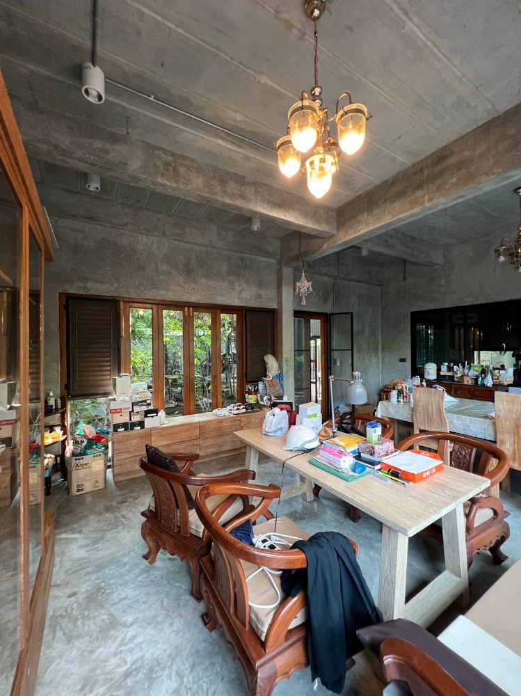 บ้านเดี่ยว ลาดพร้าว ซอย 1 / 5 ห้องนอน (ขาย), Detached House Ladprao Soi 1 / 5 Bedrooms (FOR SALE) HL1310