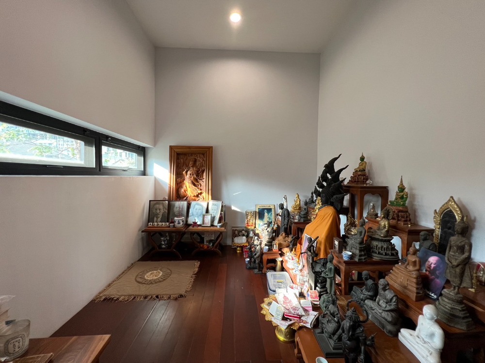 บ้านเดี่ยว ลาดพร้าว ซอย 1 / 5 ห้องนอน (ขาย), Detached House Ladprao Soi 1 / 5 Bedrooms (FOR SALE) HL1310