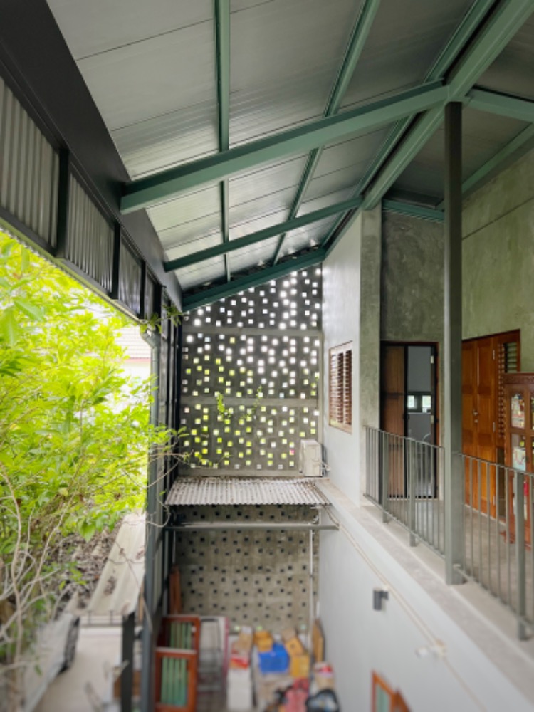 บ้านเดี่ยว ลาดพร้าว ซอย 1 / 5 ห้องนอน (ขาย), Detached House Ladprao Soi 1 / 5 Bedrooms (FOR SALE) HL1310