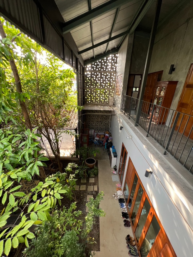 บ้านเดี่ยว ลาดพร้าว ซอย 1 / 5 ห้องนอน (ขาย), Detached House Ladprao Soi 1 / 5 Bedrooms (FOR SALE) HL1310