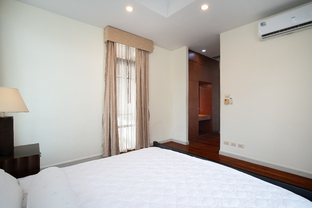 บ้านเดี่ยว แสนสิริ สุขุมวิท 67 / 4 ห้องนอน (ขาย), Baan Sansiri Sukhumvit 67 / Detached House 4 Bedrooms (FOR SALE) HL1308