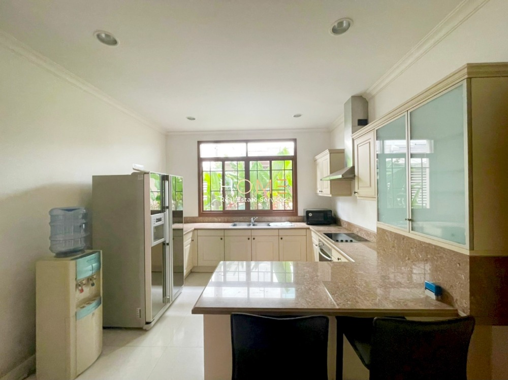 บ้านเดี่ยว นาราสิริ พัฒนาการ - ศรีนครินทร์ / 5 ห้องนอน (ขาย), Narasiri Pattanakarn - Srinakarin / Detached House 5 Bedrooms (FOR SALE) TP073