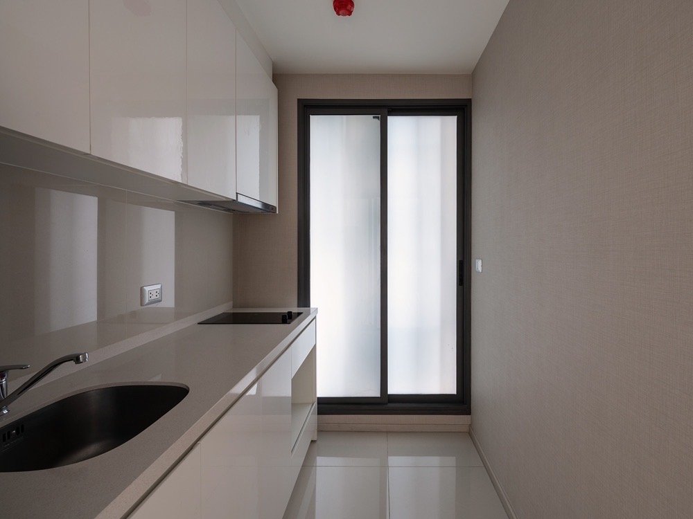 Rhythm Sukhumvit 42 / 2 Bedrooms (SALE WITH TENANT), ริทึ่ม สุขุมวิท 42 / 2 ห้องนอน (ขายพร้อมผู้เช่า) HL1037