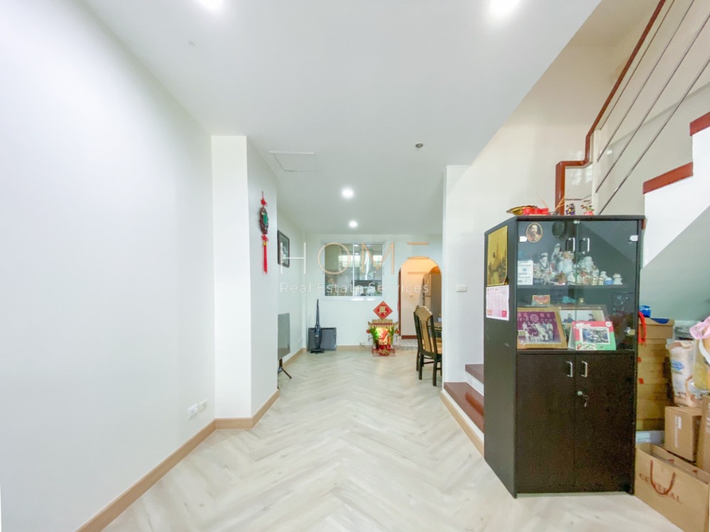 ธนาพัฒน์ เฮ้าส์ สาทร - นราธิวาส / 4 ห้องนอน (ขาย), Thanapat Haus Sathorn - Narathiwas / 4 Bedrooms (SALE) NUT741