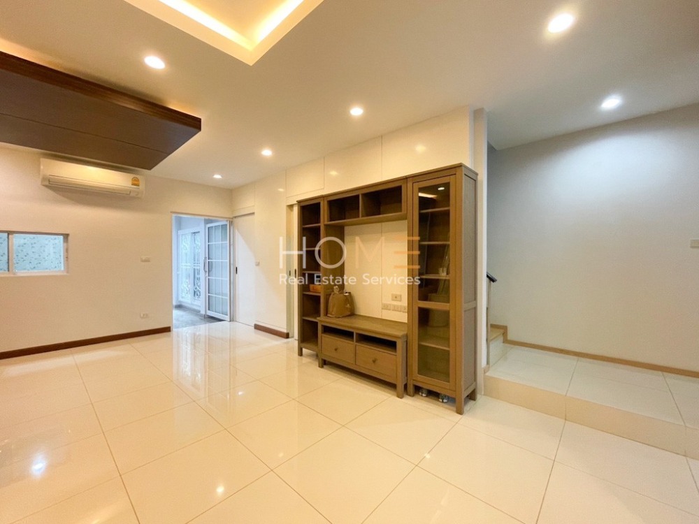 ทาวน์โฮม โนเบิล คิวบ์ พัฒนาการ / 2 ห้องนอน (ให้เช่า), Noble Cube Pattanakarn / Townhome 2 Bedrooms (FOR RENT) PALM702