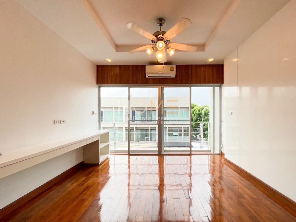 ทาวน์โฮม โนเบิล คิวบ์ พัฒนาการ / 2 ห้องนอน (ให้เช่า), Noble Cube Pattanakarn / Townhome 2 Bedrooms (FOR RENT) PALM702