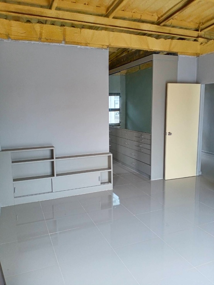 ทาวน์เฮ้าส์ เกษมสันต์ 1 สังคมสงเคราะห์ / 3 ห้องนอน (ขาย), Kasemsan 1 Prachasongkho / Townhome 3 Bedrooms (FOR SALE) RUK099