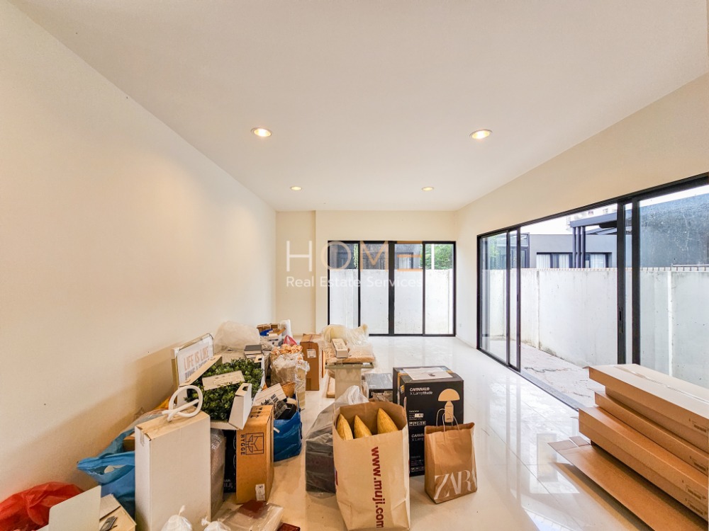 บ้านแฝด โซนหน้าโครงการ ✨ โนเบิล เกเบิล วัชรพล / 3 ห้องนอน (ขาย), Noble Gable Watcharapol / Semi-Detached House 3 Bedrooms (FOR SALE) TAN466