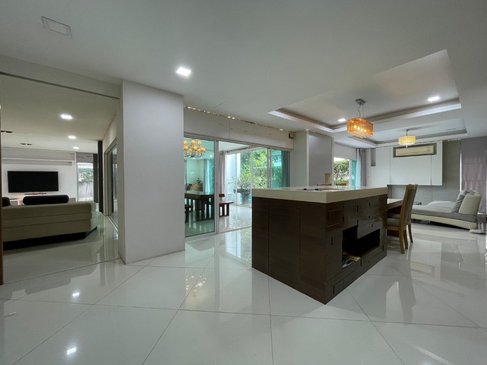 บ้านเดี่ยว โนเบิล ทารา พัฒนาการ / 3 ห้องนอน (ขาย), Noble Tara Pattanakarn / Detached House 3 Bedrooms (FOR SALE) TP197