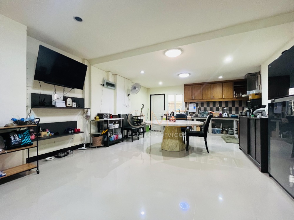 ทาวน์โฮม บ้านกลางเมือง เหม่งจ๋าย รัชดา 2 / 3 ห้องนอน (ขาย), Baan Klang Muang Mengjai Ratchada 2 / Townhome 3 Bedrooms (FOR SALE) RUK633