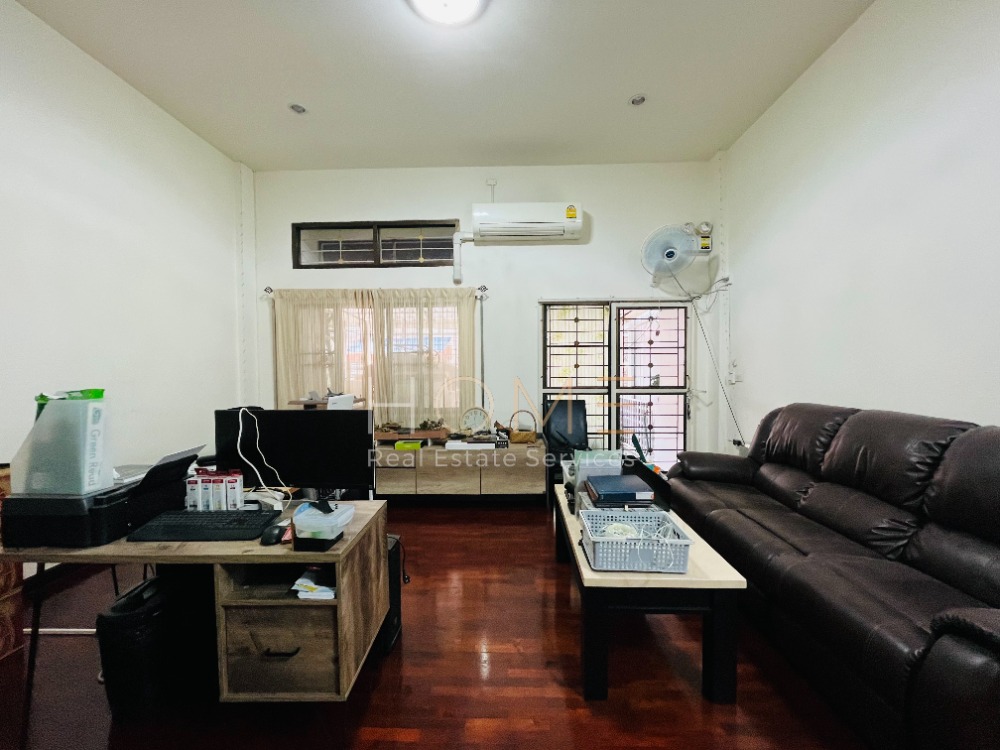 ทาวน์โฮม บ้านกลางเมือง เหม่งจ๋าย รัชดา 2 / 3 ห้องนอน (ขาย), Baan Klang Muang Mengjai Ratchada 2 / Townhome 3 Bedrooms (FOR SALE) RUK633