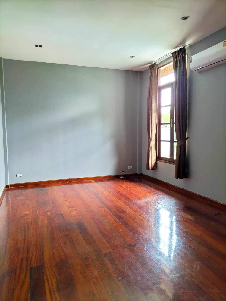 บ้านเดี่ยว อ่อนนุช 66 แยก 19 / 5 ห้องนอน (ขาย), Detached House Onnut 66 Yaek 19 / 5 Bedrooms (FOR SALE) CJ276