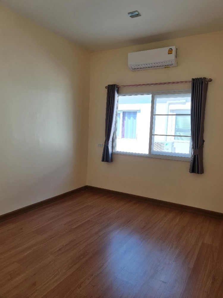 ทาวน์โฮม โกลเด้น ทาวน์ บางนา - กิ่งแก้ว / 4 ห้องนอน (ขาย), Golden Town Bangna - Kingkaew / Townhome 4 Bedrooms (FOR SALE) CJ284