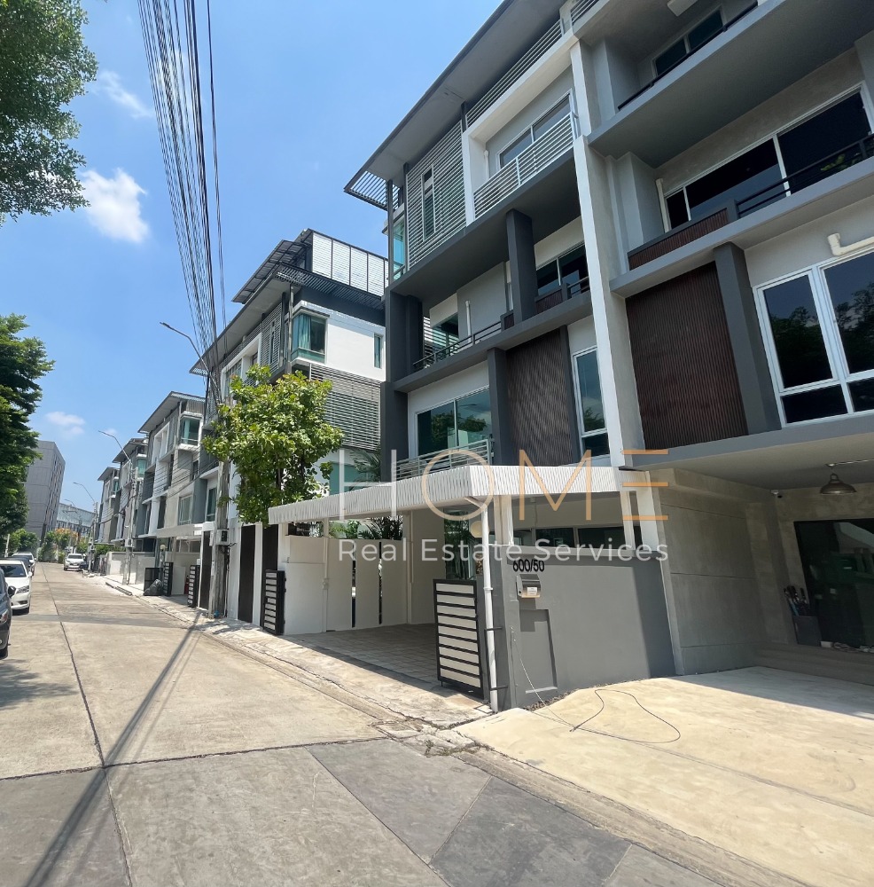 โฮมออฟฟิศ บี สแควร์ พระราม 9 - เหม่งจ๋าย / 6 ห้องนอน (ขาย), B-Square Rama 9 - Mengjai / Townhome 6 Bedrooms (FOR SALE) RUK133