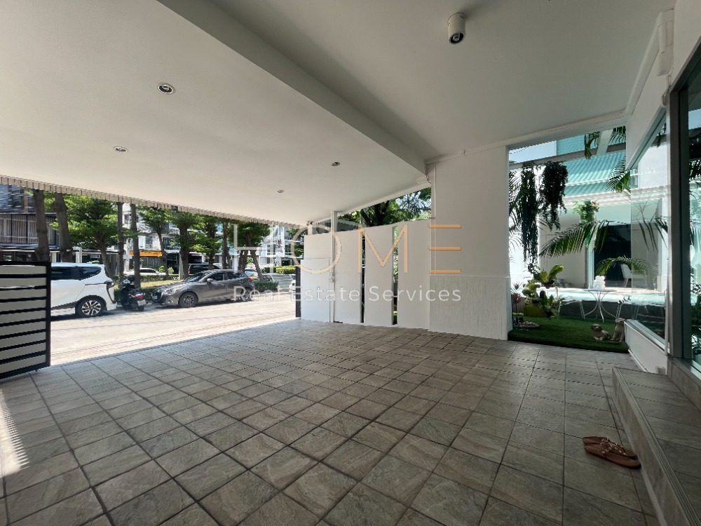 โฮมออฟฟิศ บี สแควร์ พระราม 9 - เหม่งจ๋าย / 6 ห้องนอน (ขาย), B-Square Rama 9 - Mengjai / Townhome 6 Bedrooms (FOR SALE) RUK133