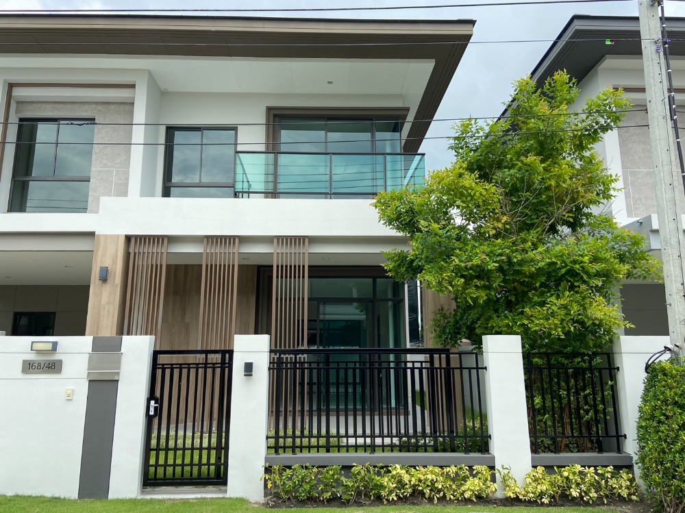 บ้านเดี่ยว บางกอก บูเลอวาร์ด ศรีนครินทร์ - บางนา / 3 ห้องนอน (ขาย), Bangkok Boulevard Srinakarin - Bangna / Detached House 3 Bedrooms (FOR SALE) PUY002