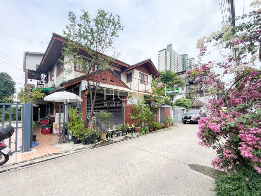 บ้านเดี่ยว ซอยประดิพัทธ์ 14 (อารีย์) / 3 ห้องนอน (ขาย) , Detached House Soi Pradipat 14 (Ari) / 3 Bedrooms (FOR SALE) Nub557