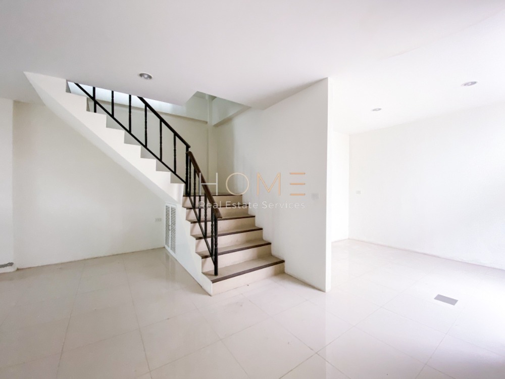 พระราม 3 ซอยสาธุประดิษฐ์ 57 / 4 ห้องนอน (ขาย), Rama 3 Soi Sathu Pradit 57 / 4 Bedrooms (SALE) NUT790