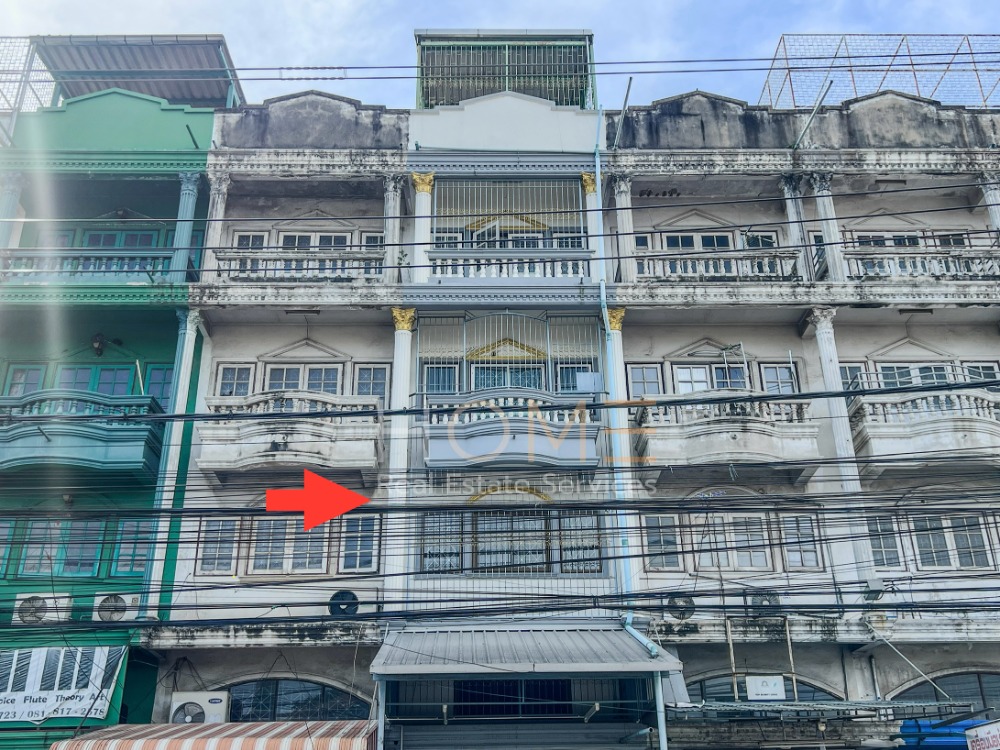 ติดถนนแบริ่ง ใกล้ BTS ✨ อาคารพาณิชย์ แบริ่ง 107 / 4 ชั้น (ขาย), Commercial Building Bearing 107 / 4 Storey (FOR SALE) PUY054