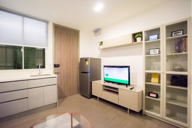 Noble Revo Silom / 1 Bedroom (SALE WITH TENENT), โนเบิล รีโว สีลม / 1 ห้องนอน (ขายพร้อมผู้เช่า) DO048